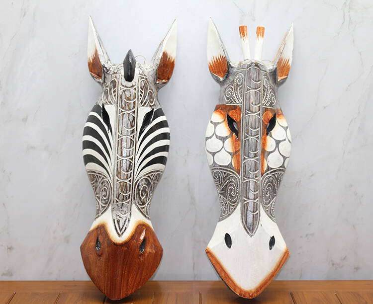 Ahşap Duvara Asmalı Maske Zebra - 1