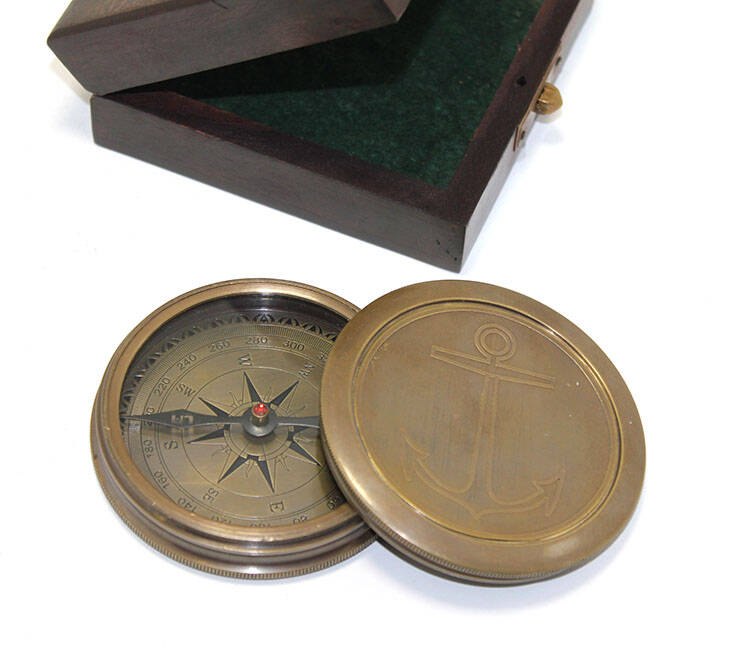 Ahşap Kutulu Pirinç Pusula Model 7 - 1