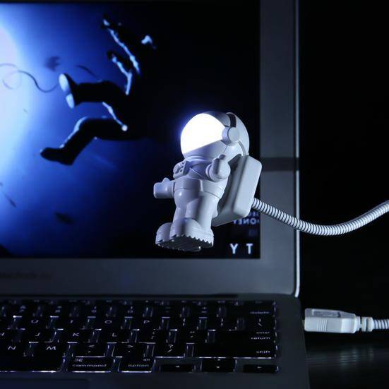 Astronot USB Gece Lambası - 1
