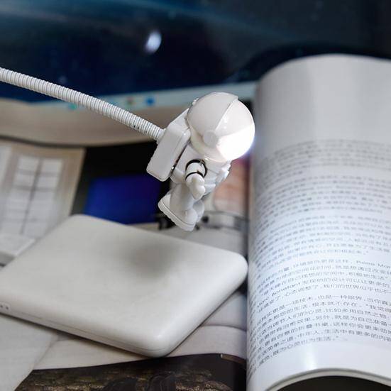 Astronot USB Gece Lambası - 3