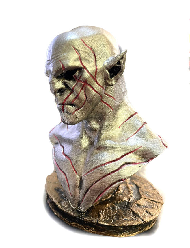 Azog Büst - 1
