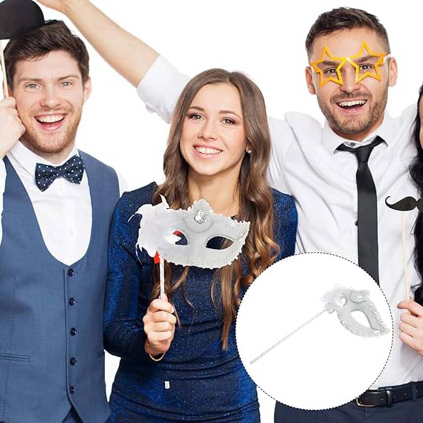 Beyaz Işıltılı Tutmalı Fotoğraf Çekimi Maskesi - 3