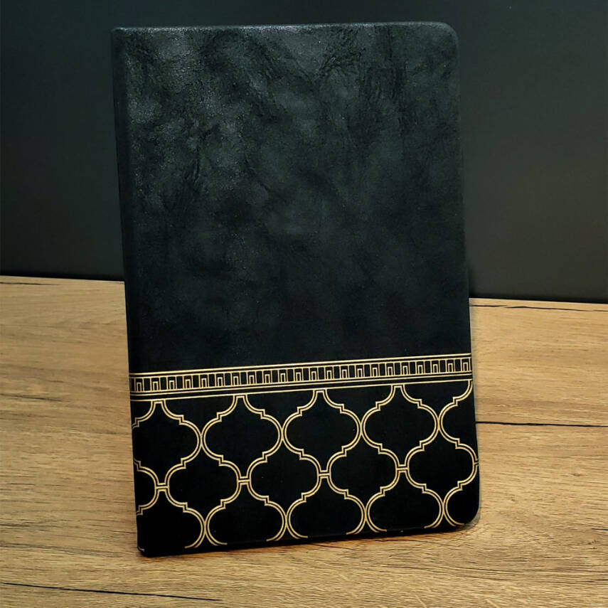 Gold İşlemeli Siyah Deri Defter - 1