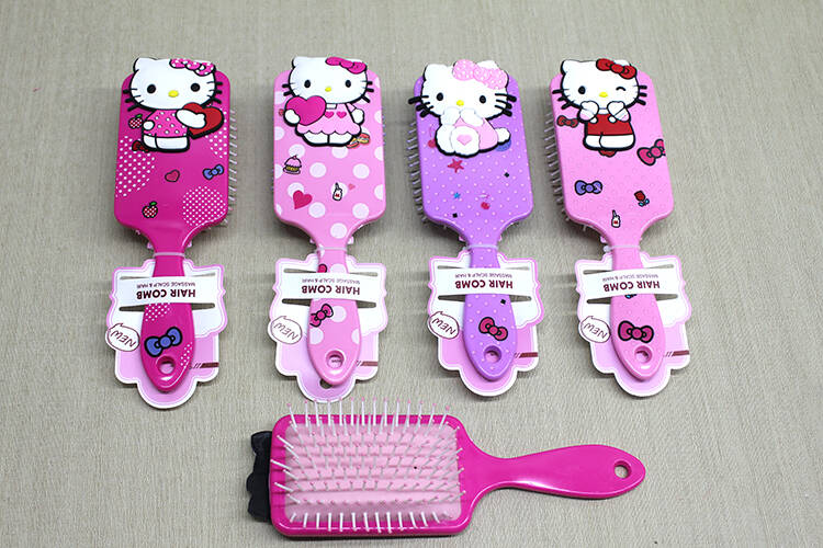 Hello Kitty Tasarımlı Saç Tarağı - 1
