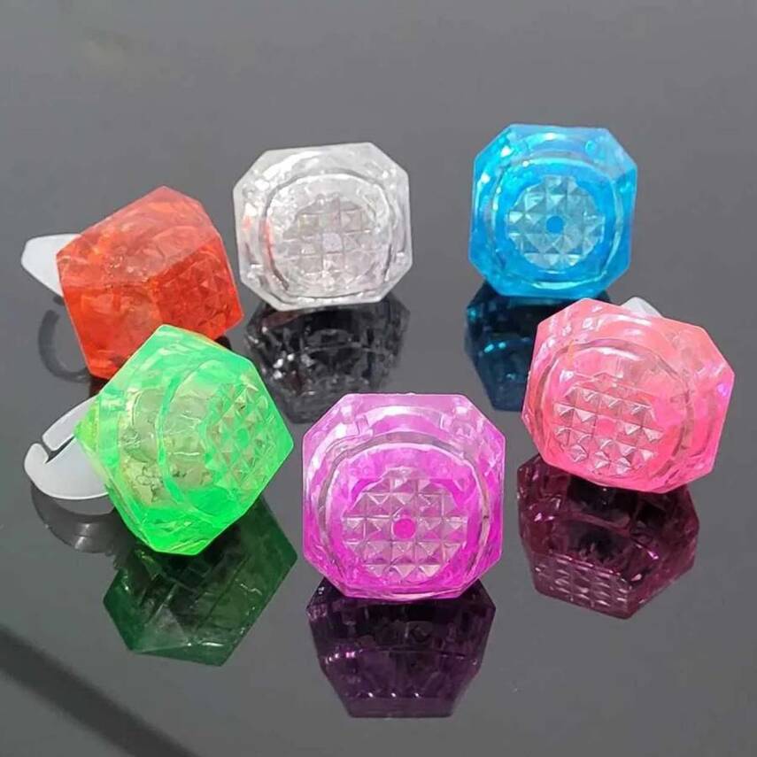 Kristal Tasarımlı Led Işıklı Pembe Yüzük - 5