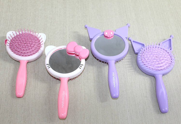 Kuromi, Hello Kitty Karışık Aynalı Tarak - 1