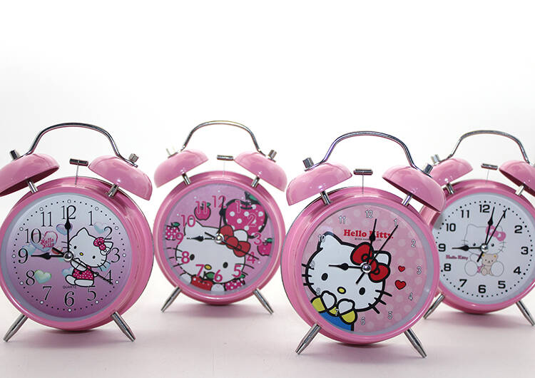 Kuromi, Hello Kitty, Mickey Mouse Masa Üstü Çalar Saat - 3