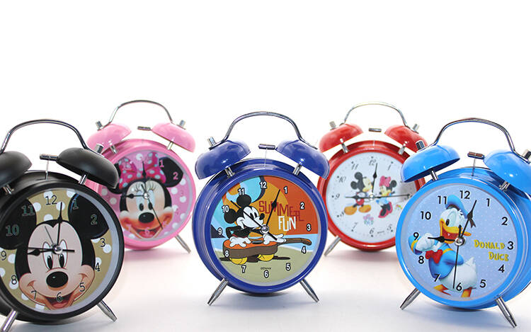 Kuromi, Hello Kitty, Mickey Mouse Masa Üstü Çalar Saat - 4