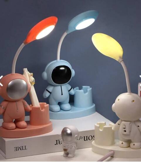 LED Astronot Masa Lambası Ve Kalemlik - 1