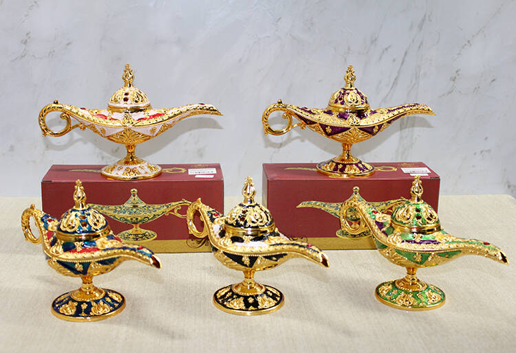Mineli Metal Alaaddin Lambası Model 5 - 1