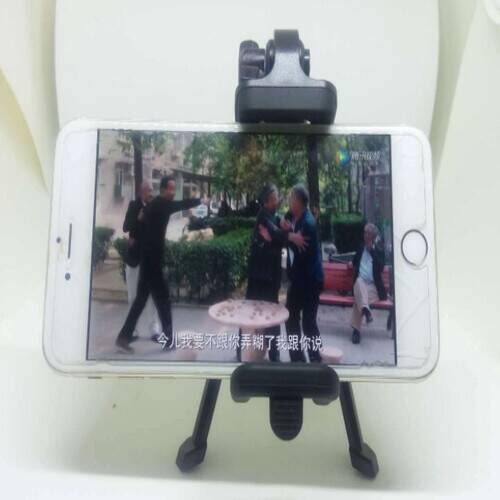 Mini Tripod 14 Cm. - 1