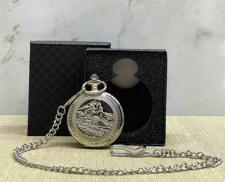 Özel Kutulu Tren Temalı Gümüş Köstekli Saat - 1