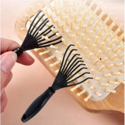 Pratik Saç Fırçası ve Tarak Temizleme Aparatı 2 Adet (1)