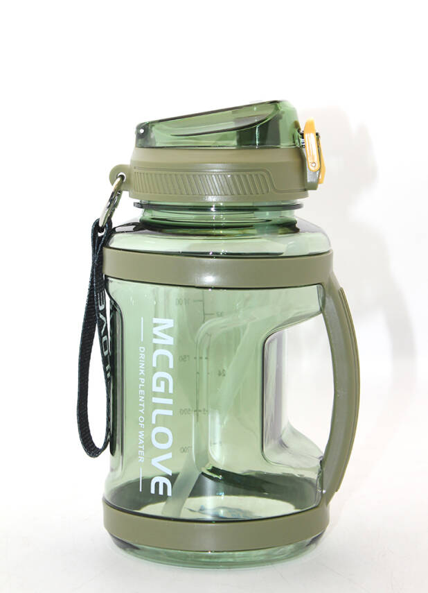 Su Matarası 1600 Ml Model 2 - 1