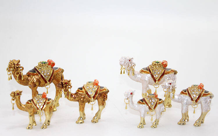 Swarovski Taşlı 3'lü Deve Figürü Model 3 - 1