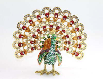 Swarovski Taşlı Tavuskuşu Model 3