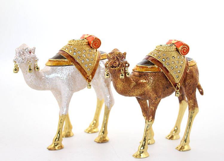 Swarovski Taşlı Tekli Deve Figürü Model 9 - 1